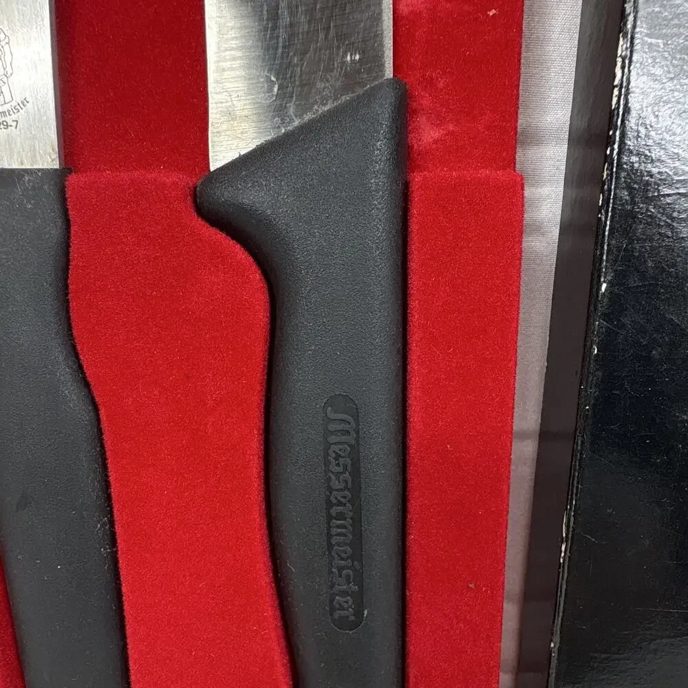 Messermeister 2pc Carving Set 8in Slicing Knife 5011-8K & Fork 5029-7